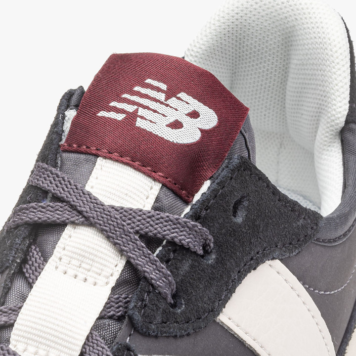 New Balance 327 W - sneakersconcept-pvz.pt